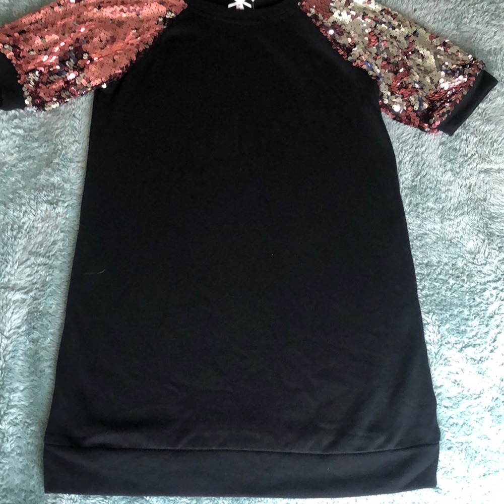 NWT !Girls sequin sleeve top
